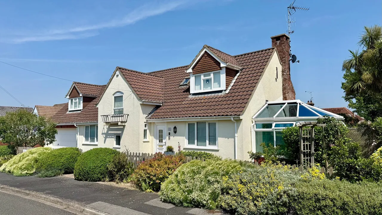 Noel Close, Brockenhurst, SO42, photo 27