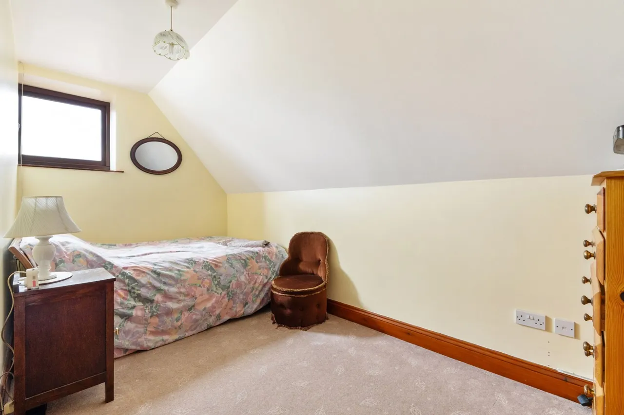 Knights End Road, March, PE15, photo 19