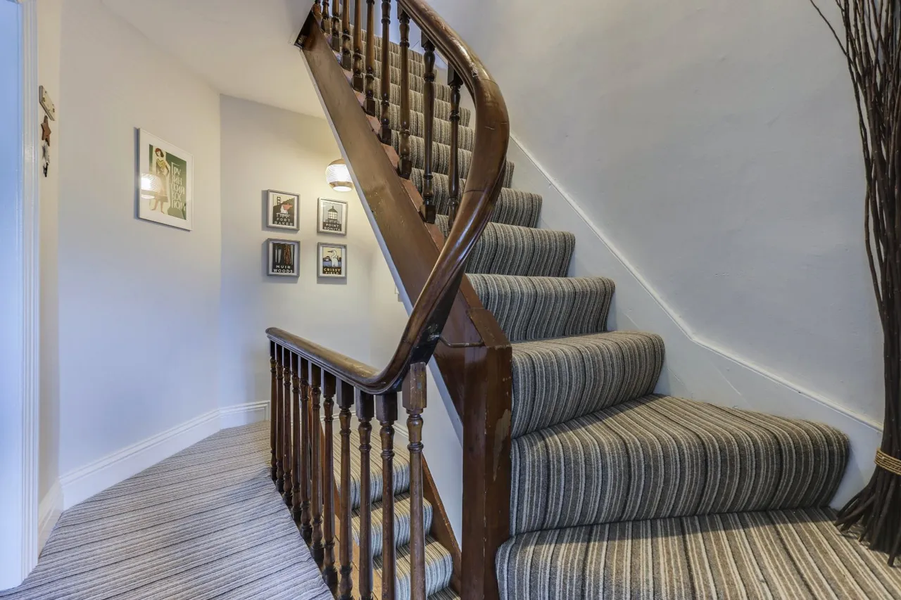 Edroyd Place, Farsley, LS28, photo 17