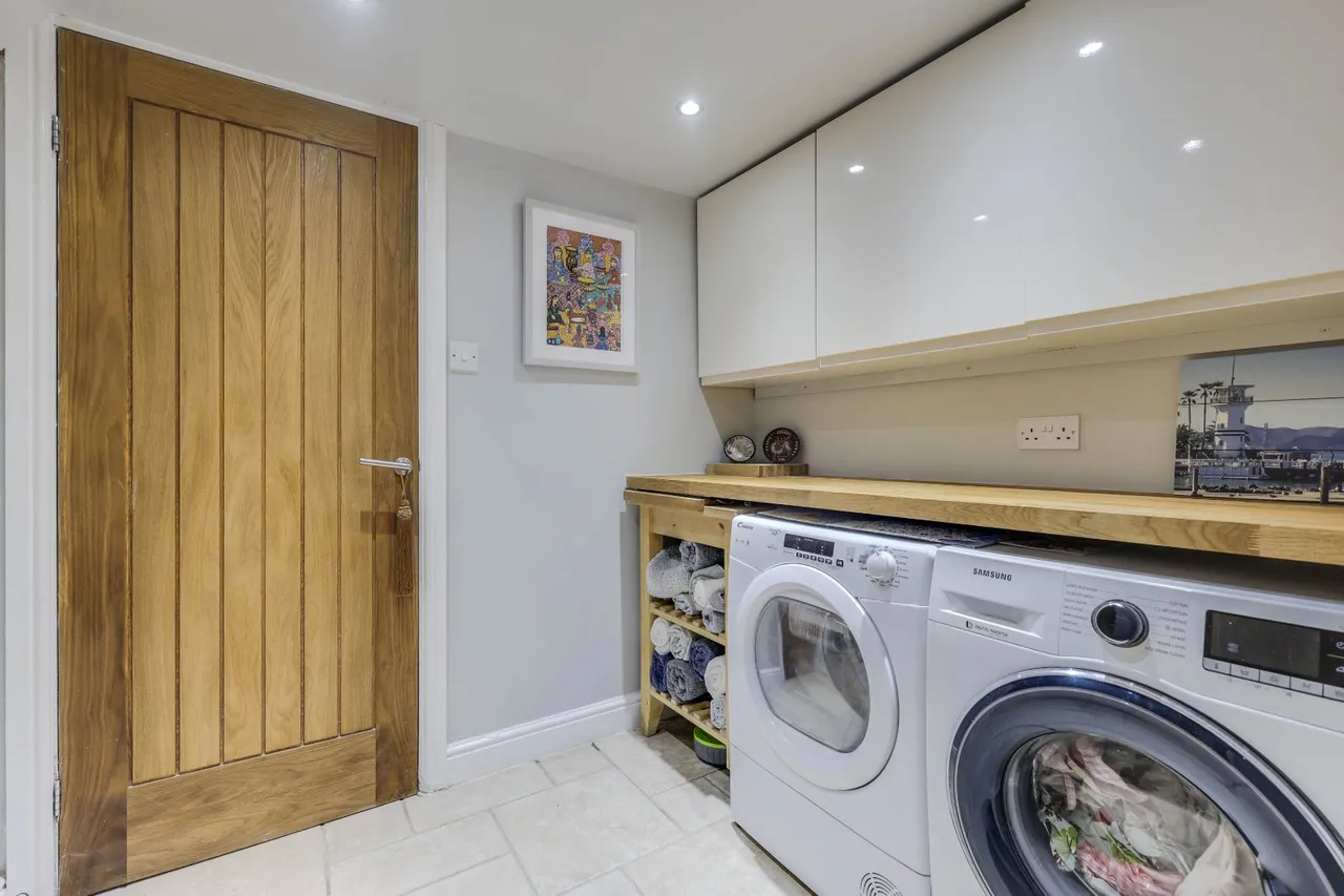 Edroyd Place, Farsley, LS28, photo 12