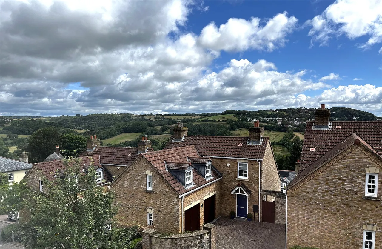 Woodroffe Meadow, Lyme Regis, Dorset, DT7 3NX, photo 17