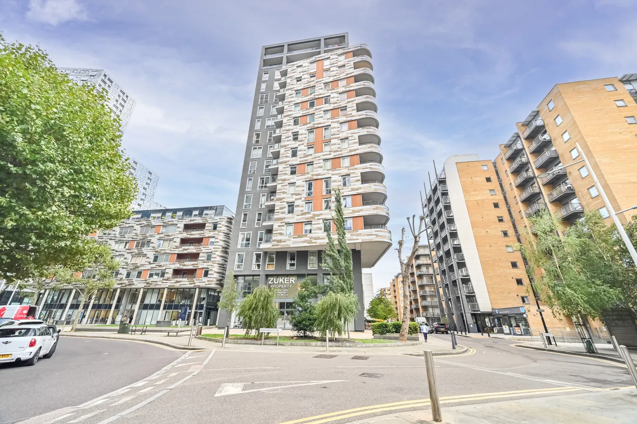 London, E14, photo 19