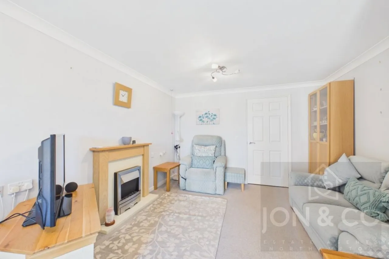 Harlestone Road, Duston, NN5, photo 4