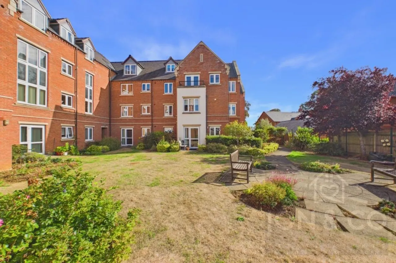 1 bed flat for sale, Harlestone Road, Duston, NN5