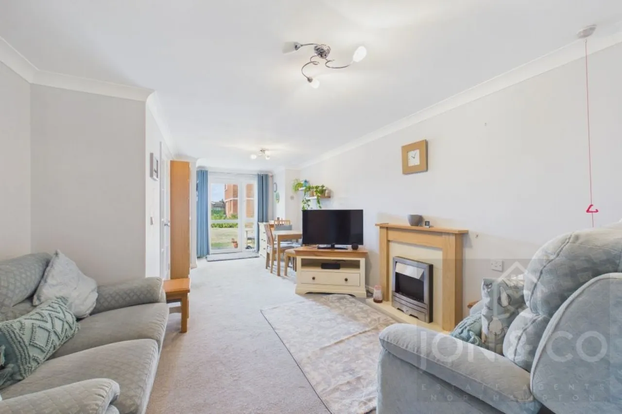 Harlestone Road, Duston, NN5, photo 3