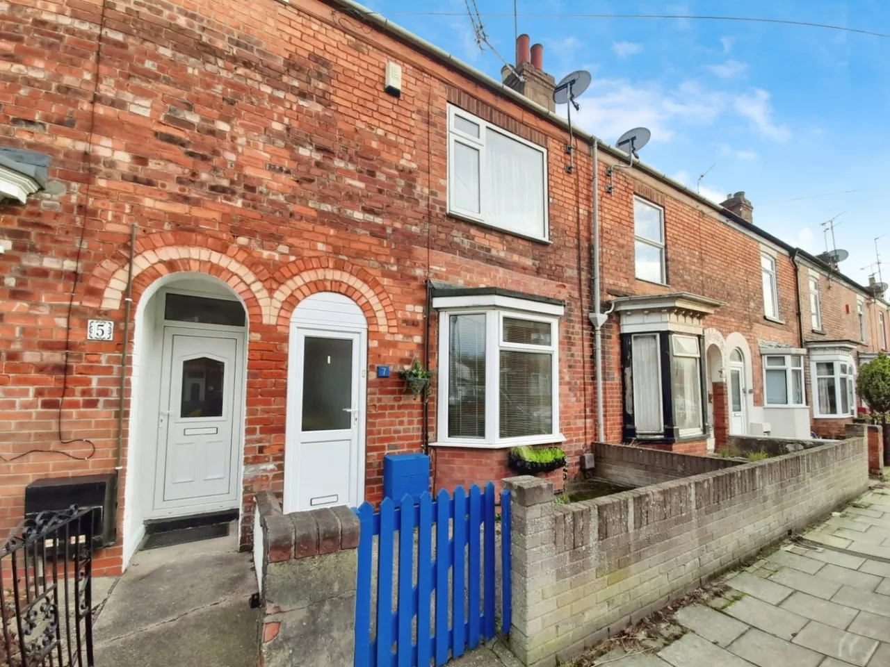 2 bed house for sale — Drake Street, Gainsborough