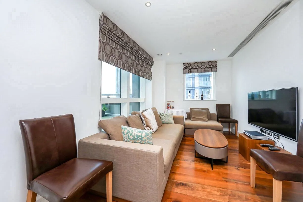 Jackson Tower, 1st Lincoln Plaza, E14, photo 9