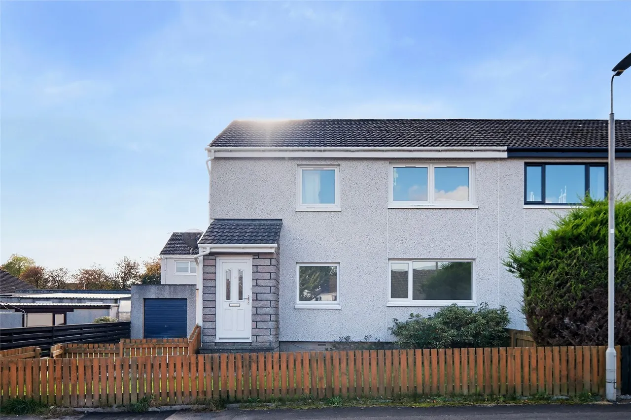 2 bed flat for sale, Swan Place, Ellon, AB41