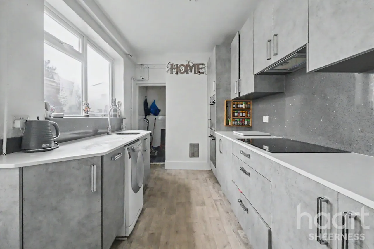 Alexandra Road, Sheerness, ME12, photo 4