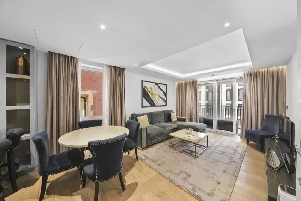 2 bed flat to rent, Temple House, London, WC2R