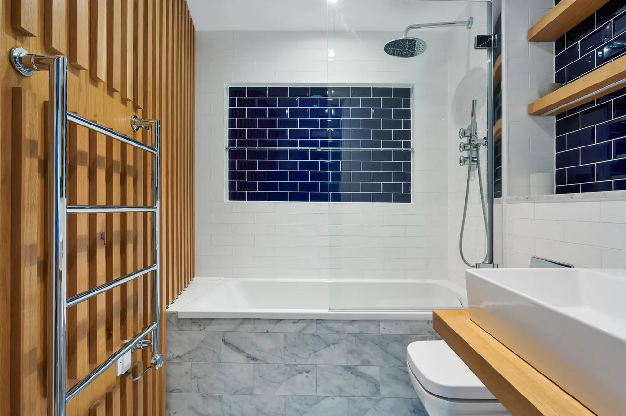 Orchard Place, London, E14, photo 10