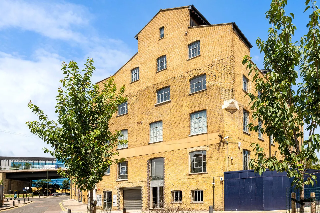 Orchard Place, London, E14, photo 11