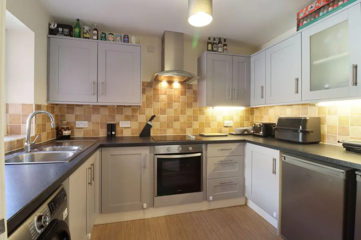 Rawmarsh, S62, photo 5