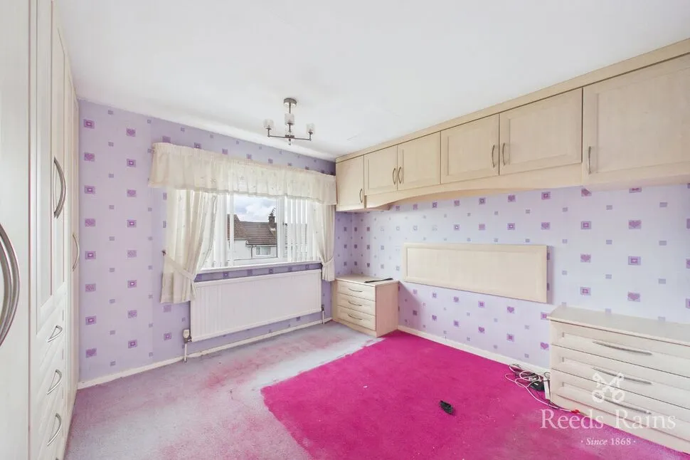 Fields Farm Road, Hyde, SK14, photo 10