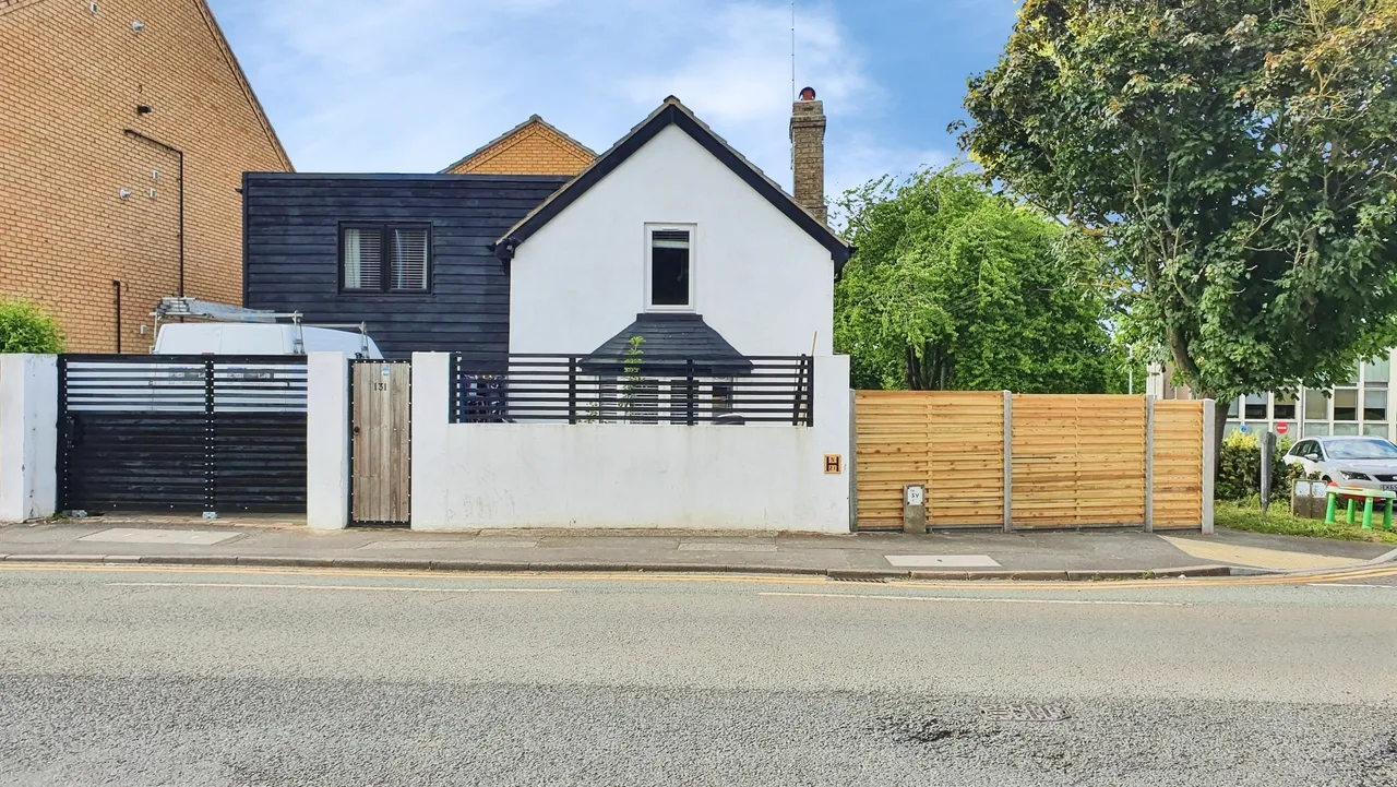3 bed property to rent, Oundle Road, Peterborough, PE2