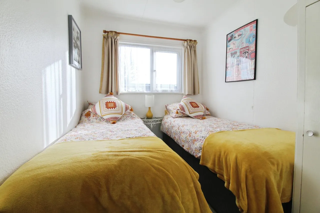 Broadside Chalet Park, Stalham, NR12, photo 13