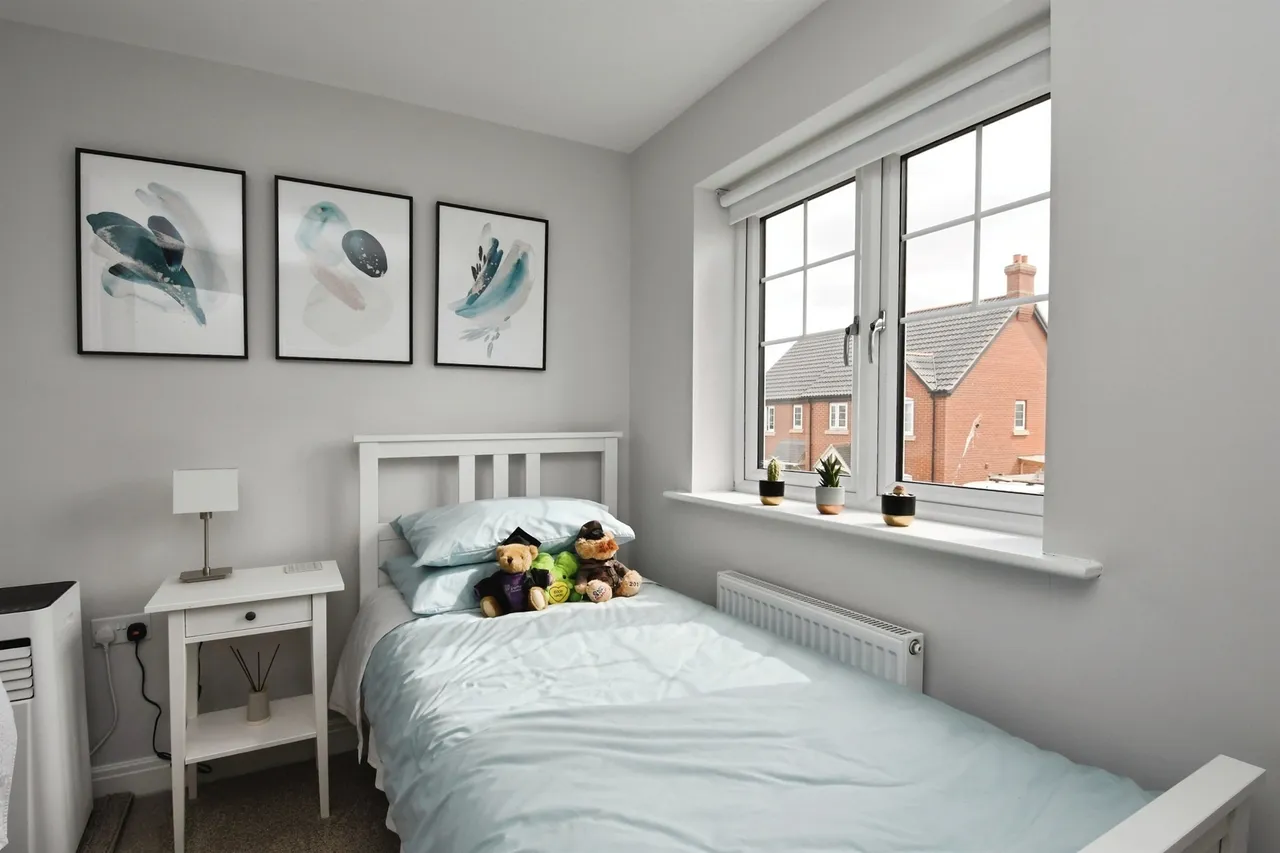Wright Court, Coningsby, LINCOLN, photo 12
