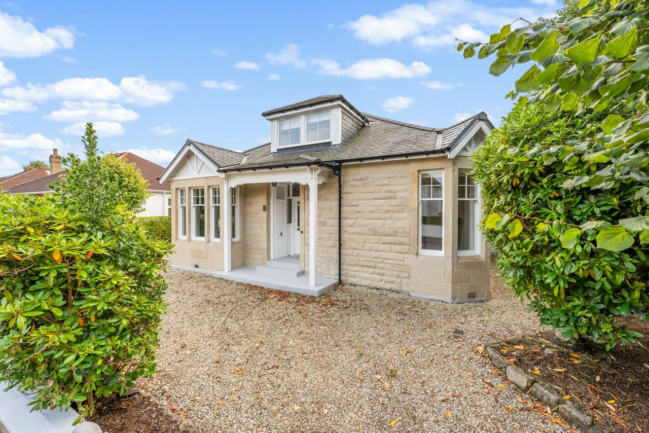 4 bed house for sale — 8 Mulberry Road, Newlands, G43 2TR