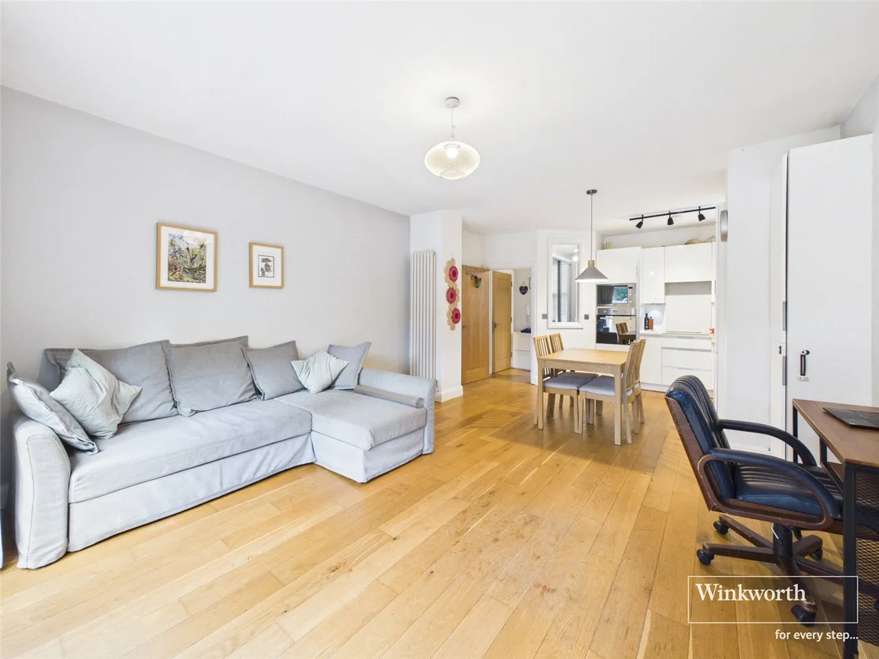 Sunny Gardens Road, Hendon,, London,, NW4, photo 2