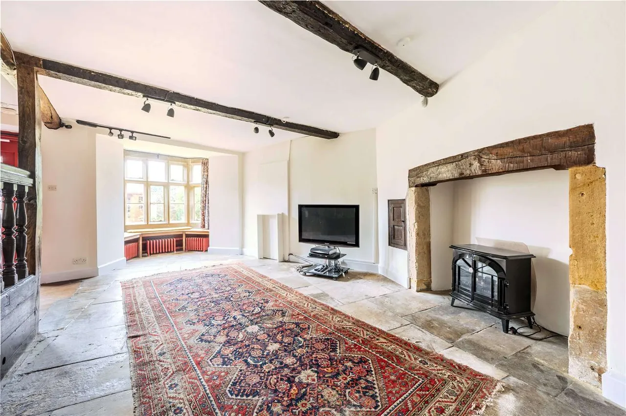 The Square, Stow on the Wold, Cheltenham, Gloucestershire, GL54 1AF, photo 5