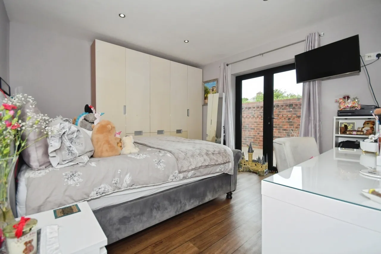 Old Road, Chesterfield, S40, photo 5