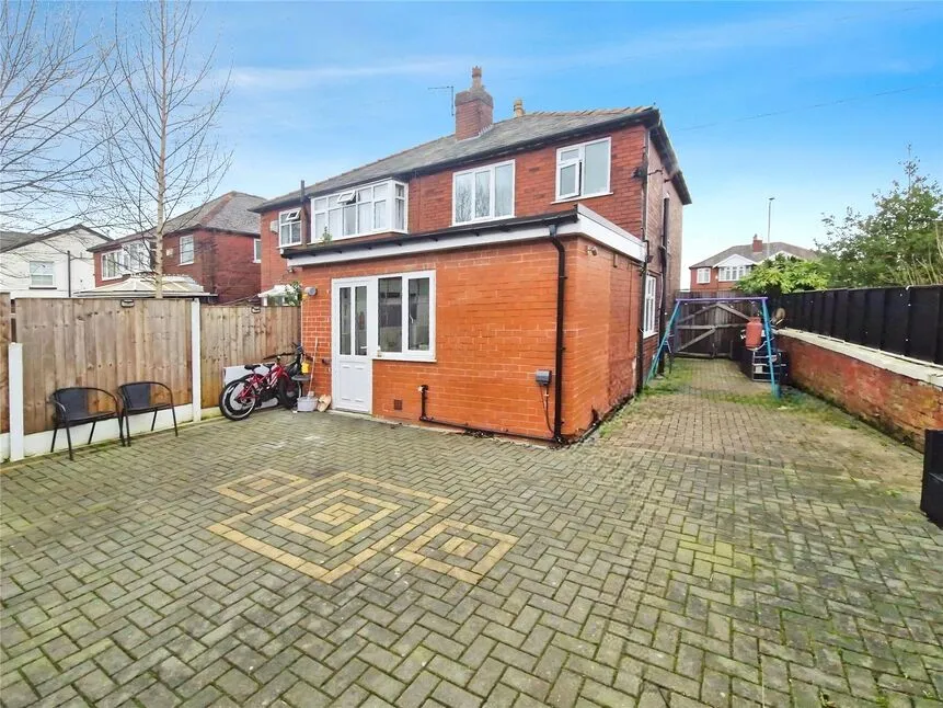 Bolton Road, Farnworth, BL4, photo 6