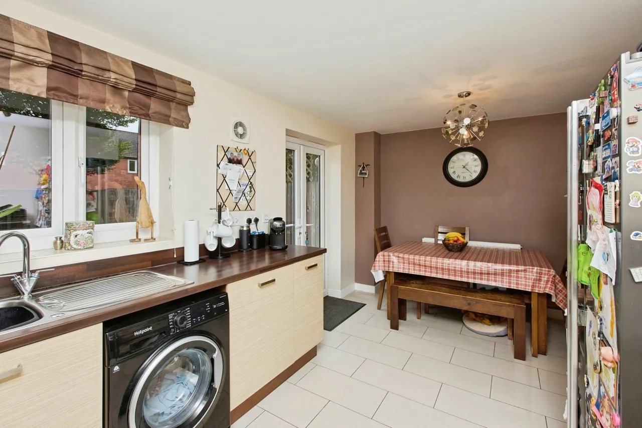 Bridgewater Road, Burton-on-Trent, DE14, photo 9