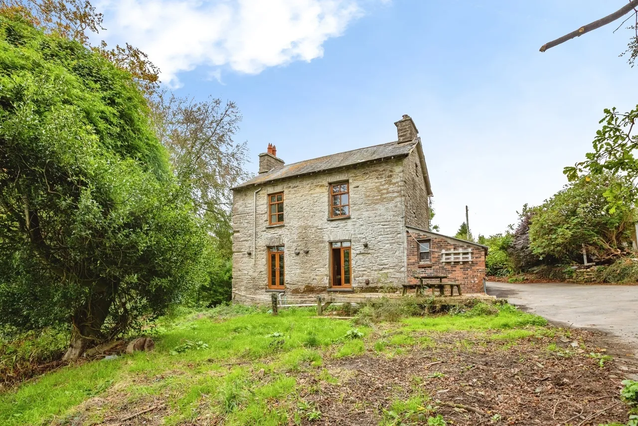 3 bed house for sale, Coed Y Bryn, Llandysul, SA44
