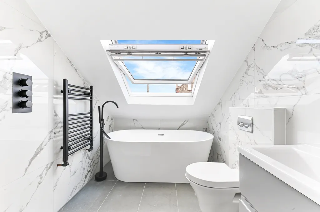 Garratt Lane, London, SW18, photo 9