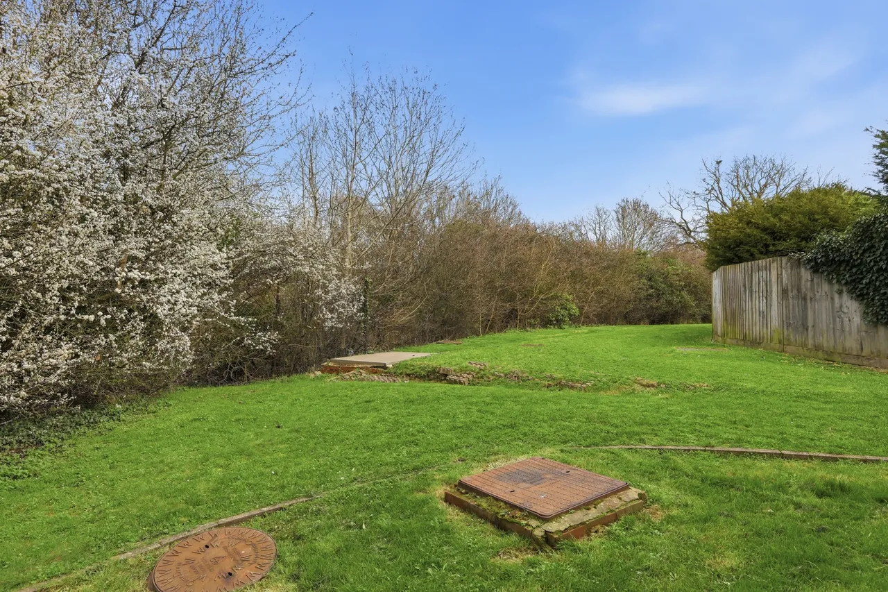 Peregrin Road, Waltham Abbey, EN9, photo 15