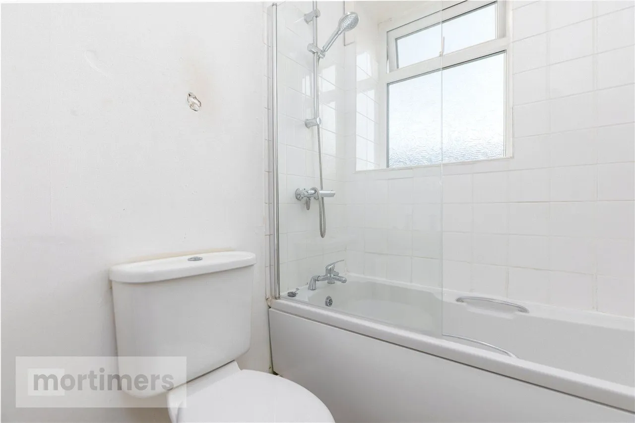 Queen Street, Clayton Le Moors, BB5, photo 12