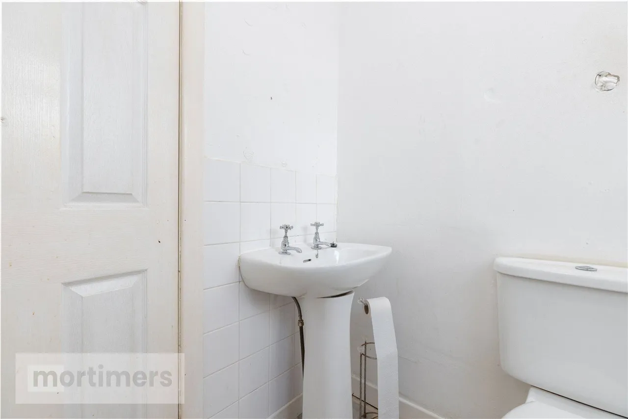 Queen Street, Clayton Le Moors, BB5, photo 13
