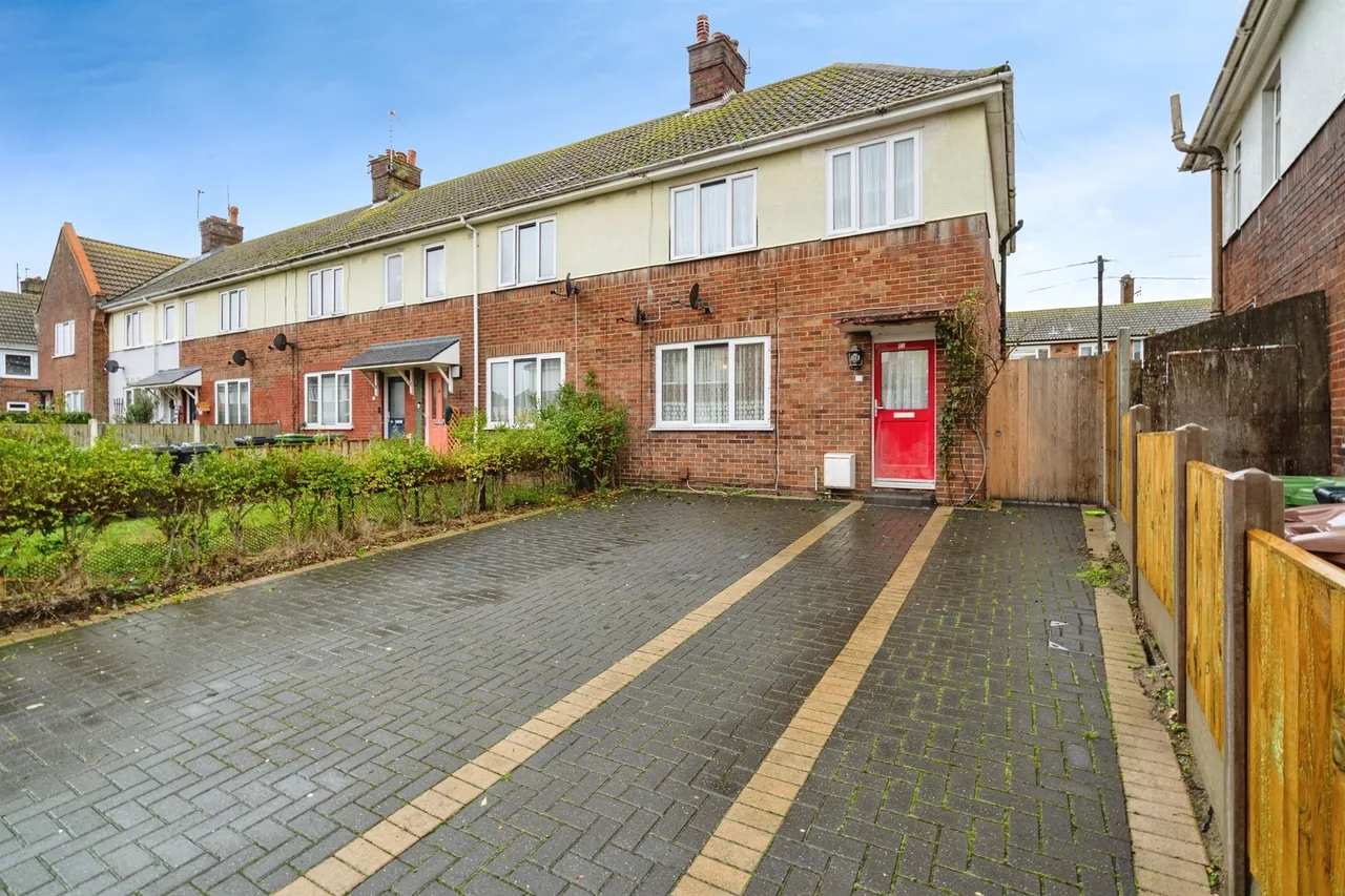 Chaucer Road, GREAT YARMOUTH, photo 2