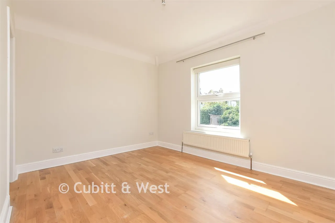 Copse Road, Meadvale, RH1, photo 8