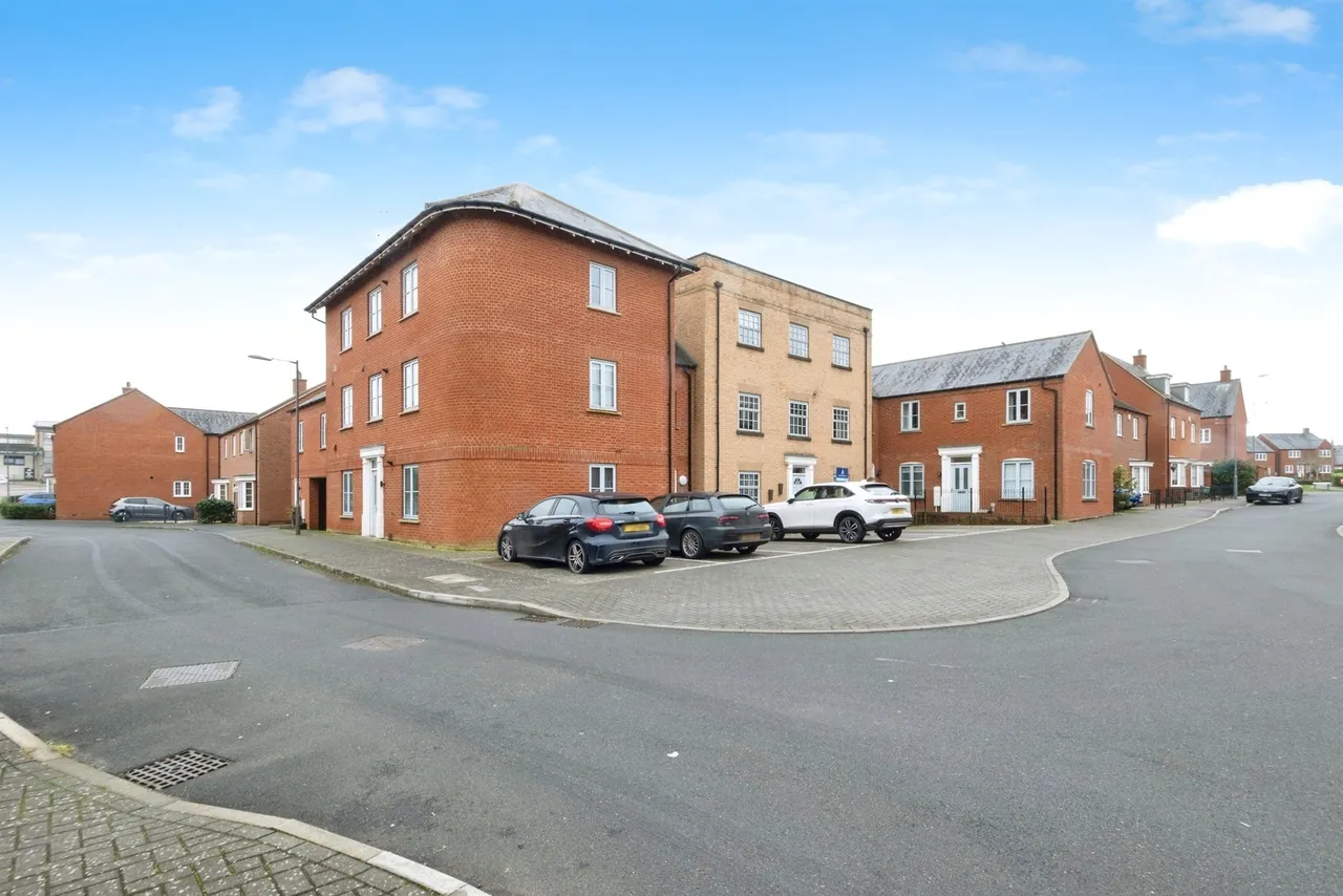 Needlepin Way, Buckingham, MK18, photo 14