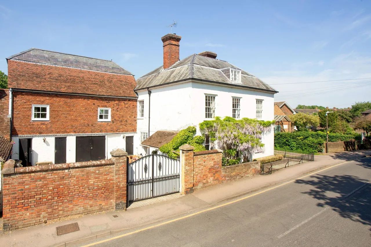 Church Green, Marden, photo 32