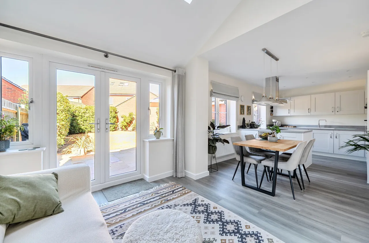 Westall Street, Shinfield, Reading, Berkshire, RG2 9RL, photo 2