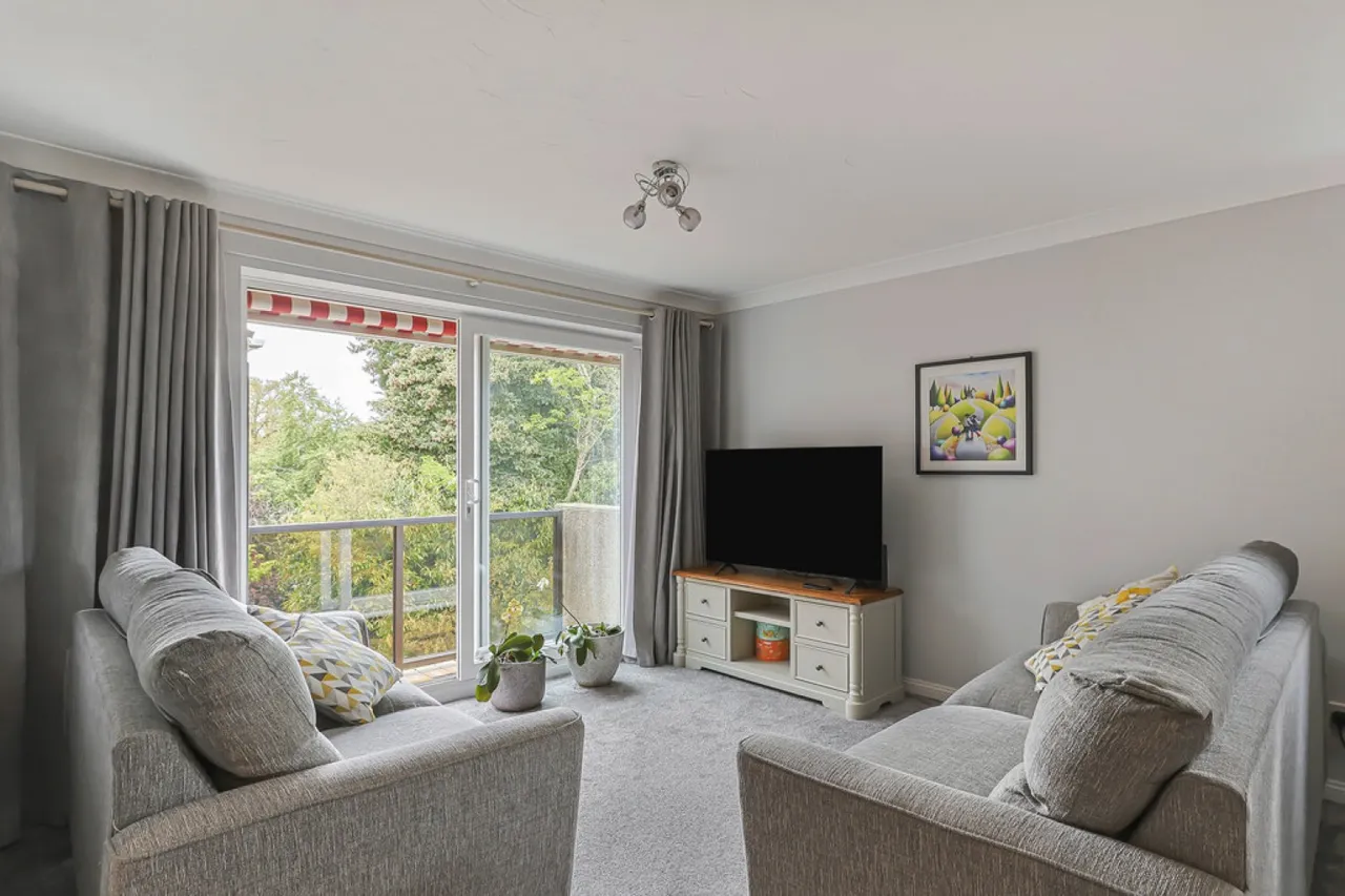 Wimborne Road, Bournemouth, photo 7