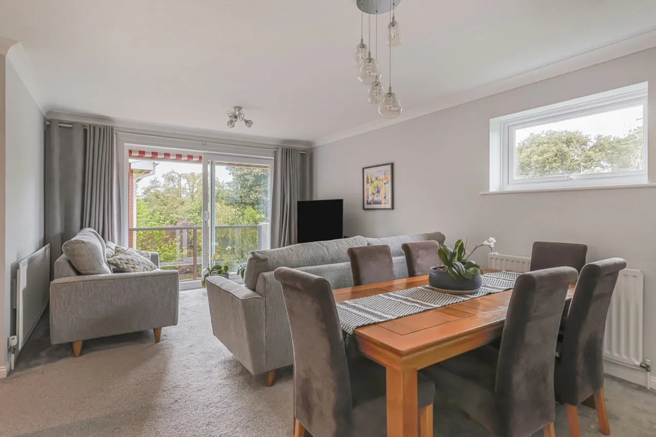 Wimborne Road, Bournemouth, photo 6
