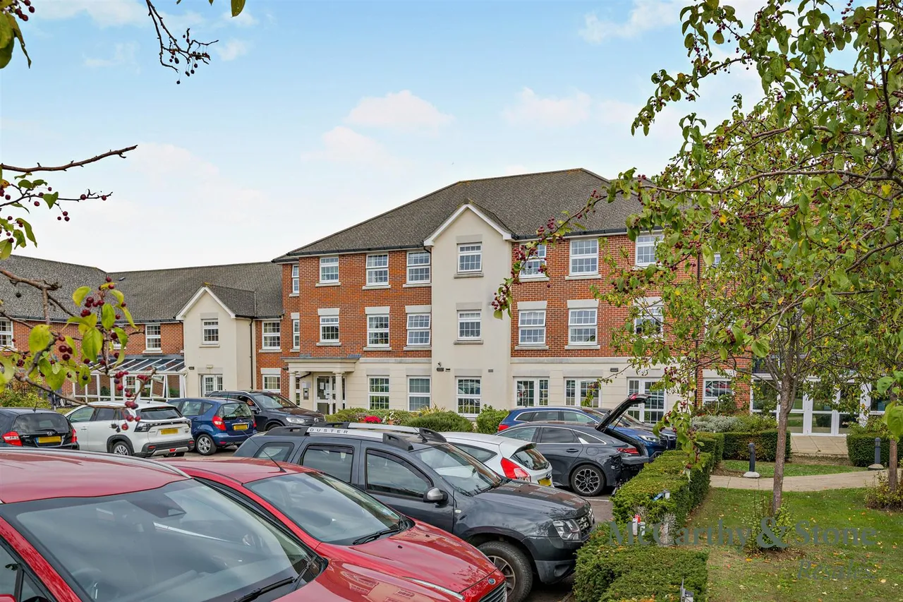 High Street, Ongar, CM5, photo 15