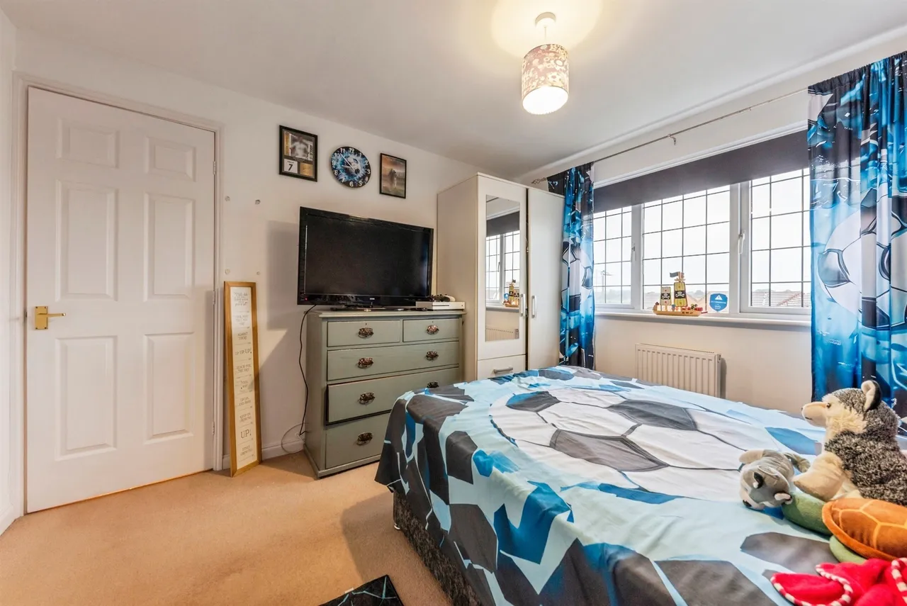 Sunningdale, Grantham, NG31, photo 13