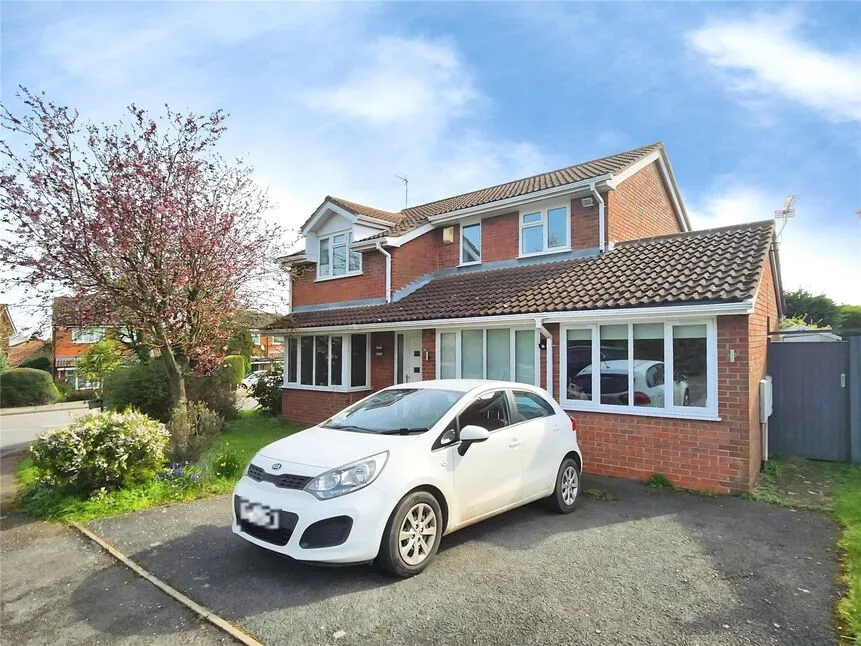 4 bed house for sale — Sheridan Drive, Galley Common, Warwickshire, CV10