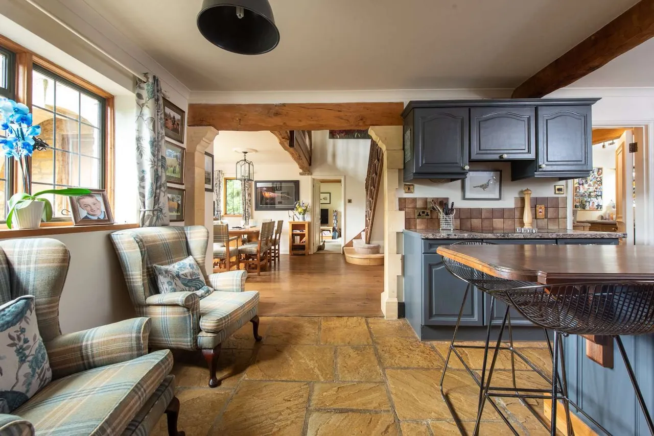 Rookery Farm, Middle Hill, Broadway, Worcestershire, WR12 7LA, photo 4