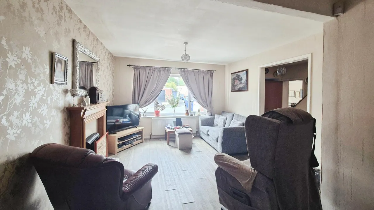 Tylecote Crescent, Great Haywood, ST18, photo 5