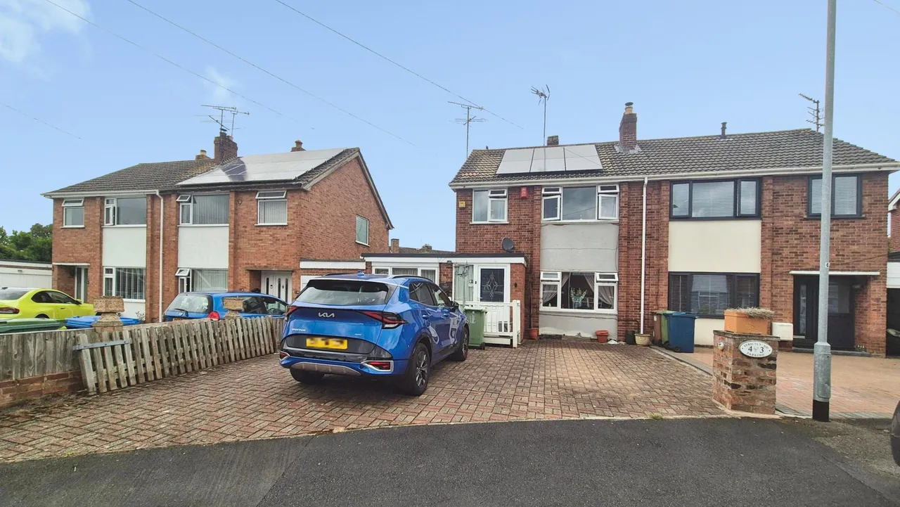3 bed house for sale, Tylecote Crescent, Great Haywood, ST18