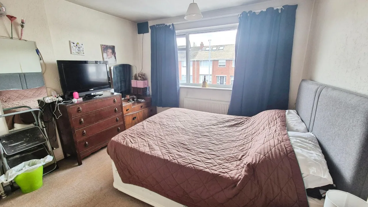 Tylecote Crescent, Great Haywood, ST18, photo 12