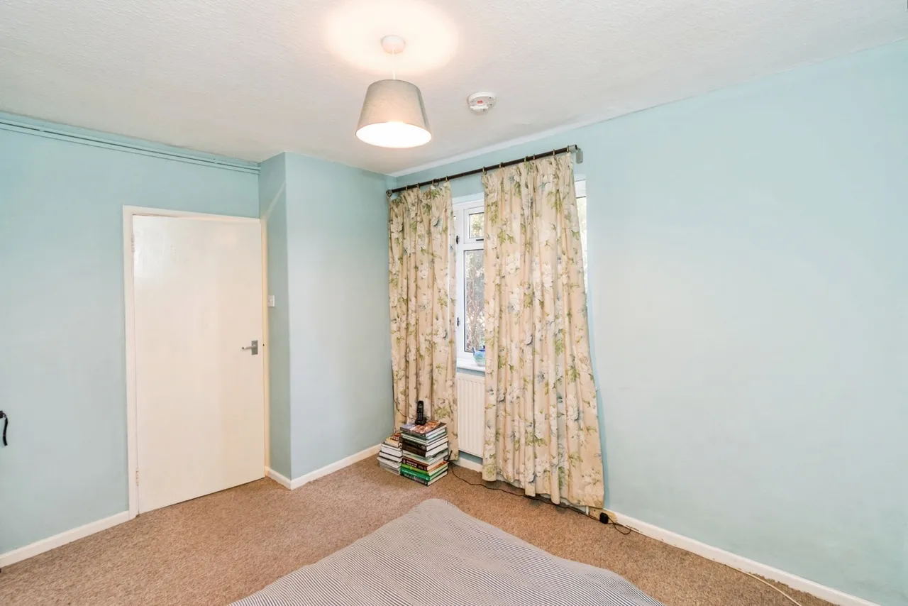 Stuart Crescent, Winchester, SO22, photo 8