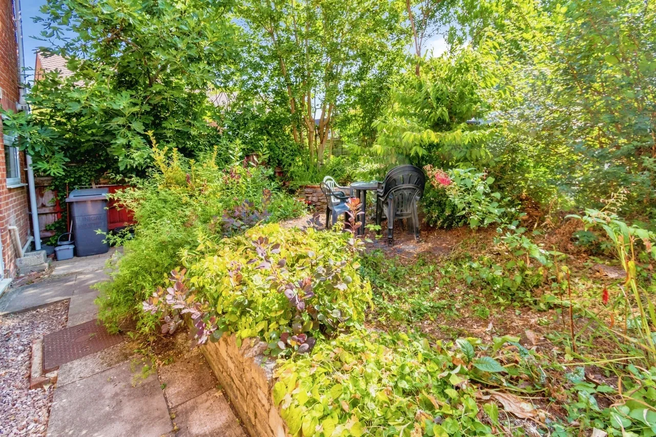 Stuart Crescent, Winchester, SO22, photo 4
