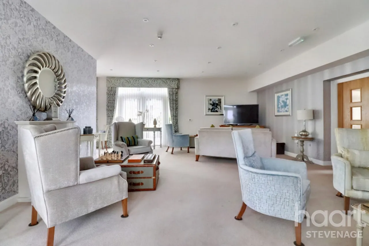 Primett Road, Stevenage, SG1, photo 14