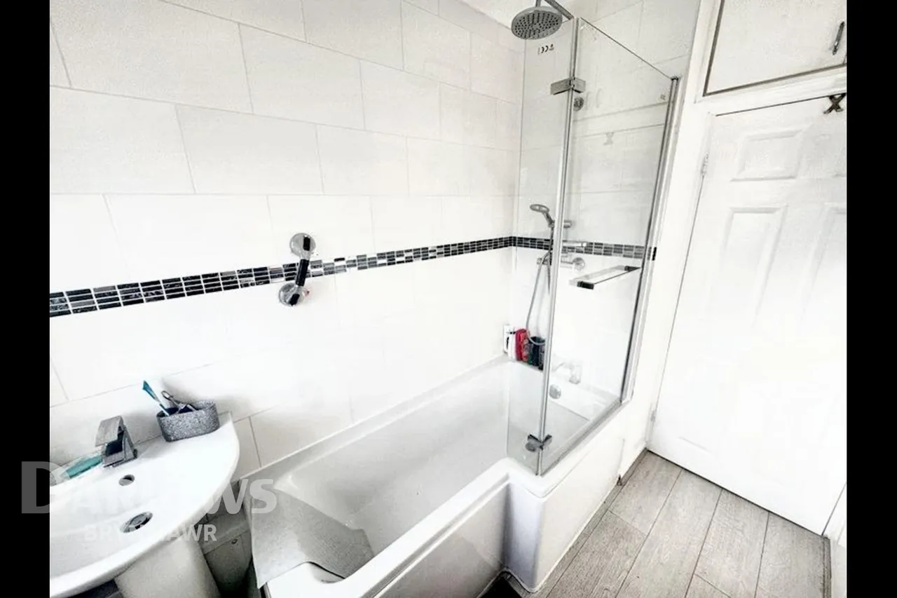 Twyncynghordy Place, Brynmawr, photo 6
